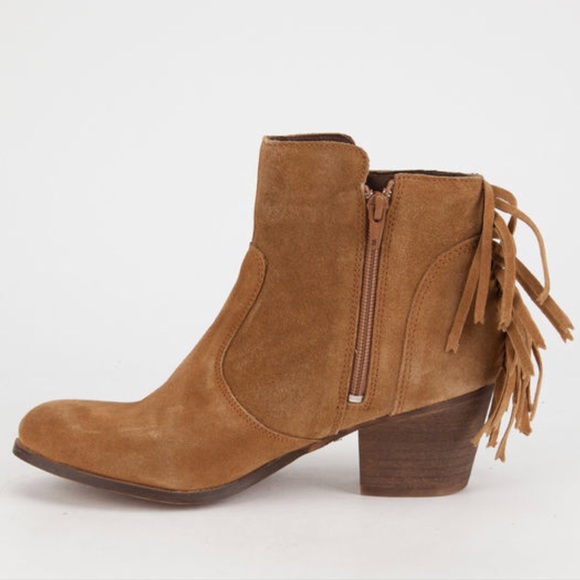 NIB Tan Leather Fringe Tassel Boho Chic Booties - Picture 5 of 8